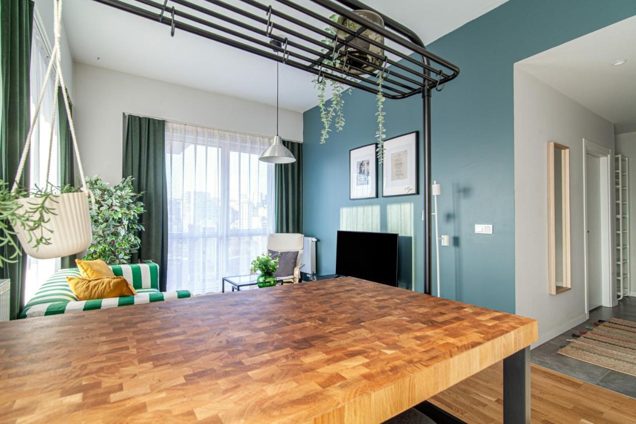 Modern Flat In Istanbul, 10 Min To Airport Metro Appartement Istambul